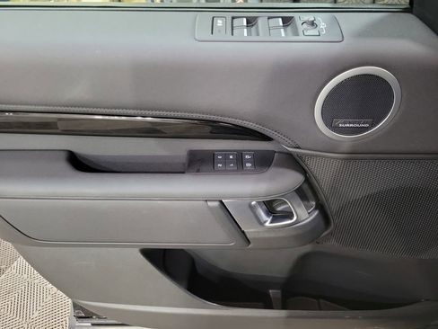 New 2026 Land Rover Discovery S AWD/4WD image 14