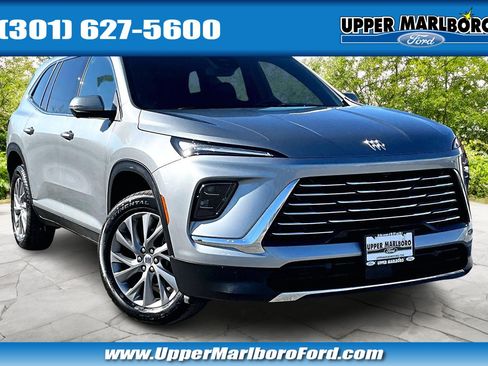 Used 2025 Buick Enclave Preferred image 1