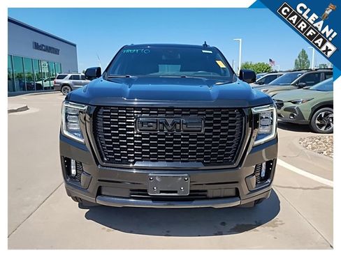 Used 2023 GMC Yukon XL Denali AWD/4WD image 3