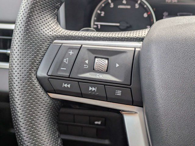 Used 2025 Mitsubishi Outlander SE FWD image 28