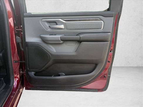 Used 2022 RAM 1500 Big Horn AWD/4WD image 23