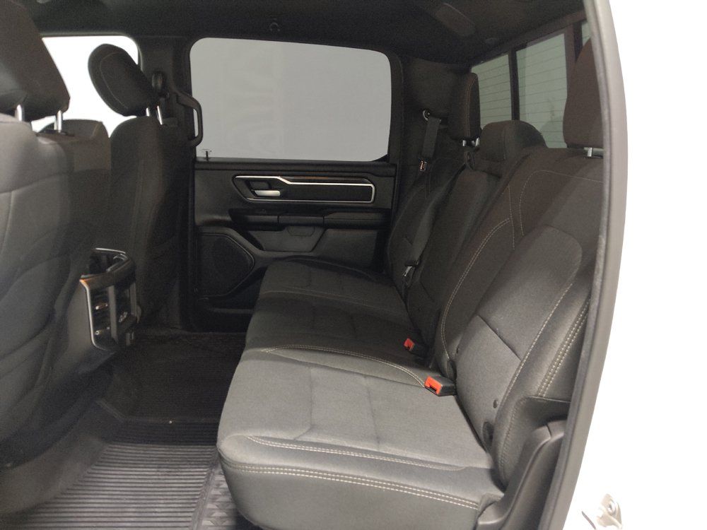 Used 2019 RAM 1500 Big Horn AWD/4WD image 18