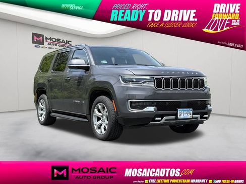 Used 2022 Jeep Wagoneer Series II w/ HD Trailer Tow Package AWD/4WD image 1