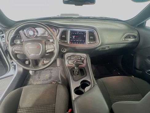 Used 2018 Dodge Challenger R/T image 28