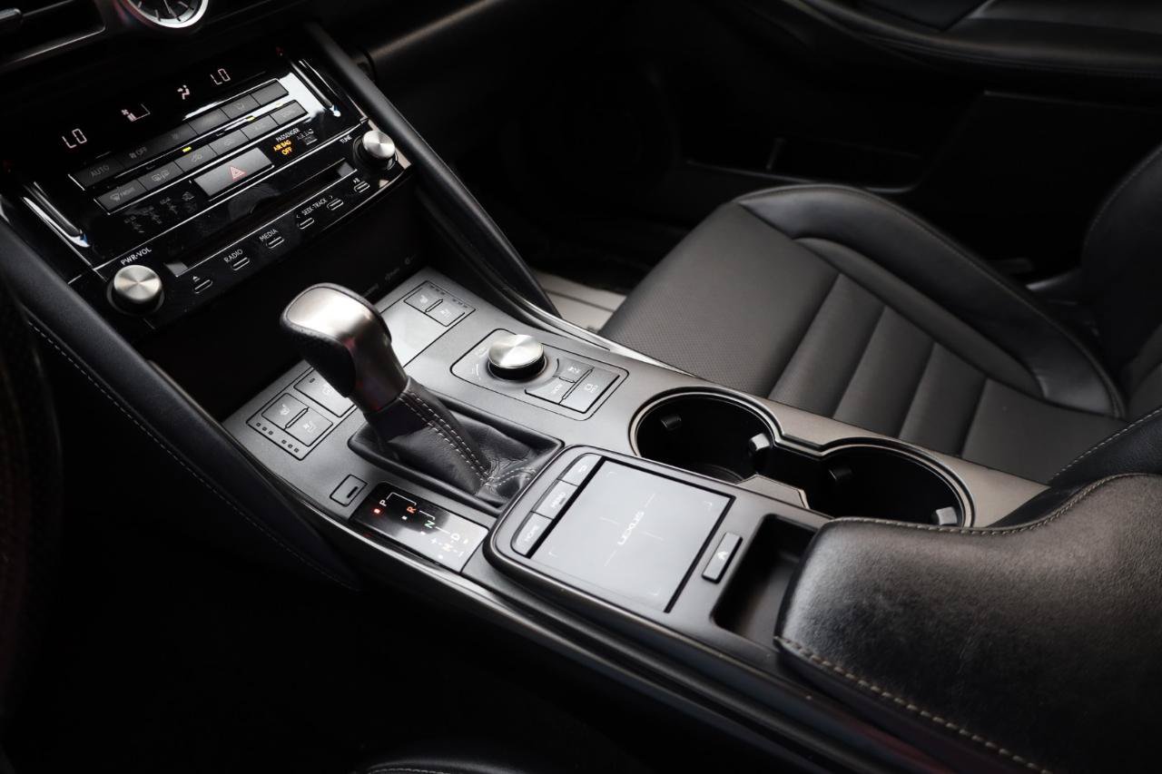Used 2021 Lexus IS 350 F Sport w/ Accessory Package 2 AWD/4WD image 12