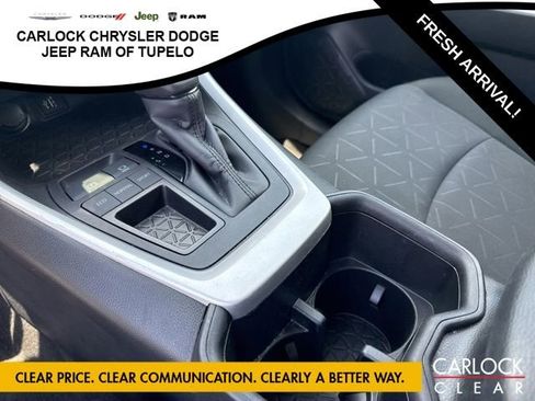 Used 2024 Toyota RAV4 XLE FWD image 23