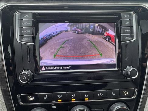 Used 2016 Volkswagen Passat 1.8T SE image 20