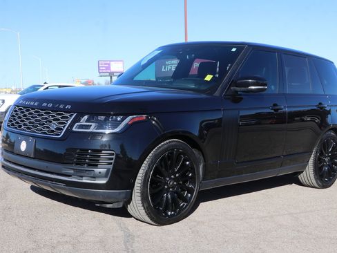 Used 2020 Land Rover Range Rover HSE image 3