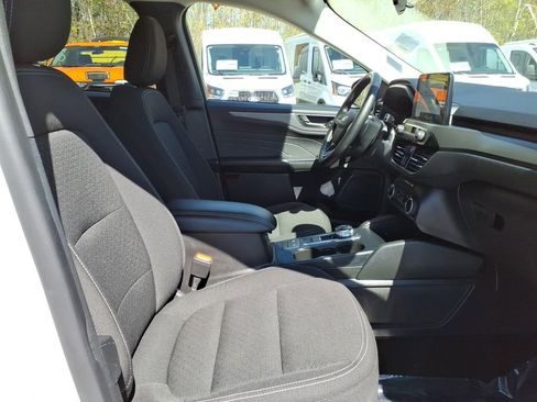 Certified 2024 Ford Escape Active AWD/4WD image 10
