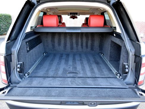 Used 2014 Land Rover Range Rover Autobiography image 45