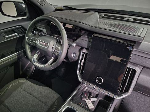 New 2026 GMC Acadia Elevation image 17