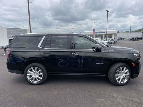 Used 2022 Chevrolet Tahoe High Country w/ Max Trailering Package AWD/4WD image 2