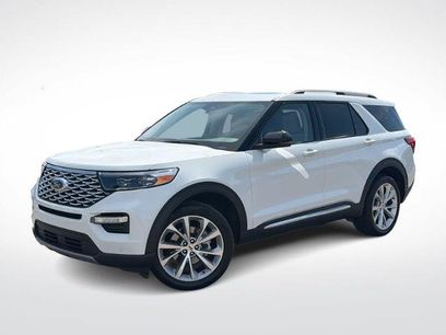 Certified 2023 Ford Explorer Platinum w/ Technology Package