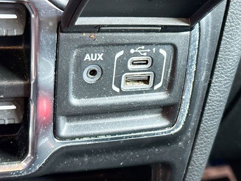 Used 2022 Jeep Wrangler Unlimited Sport AWD/4WD image 22