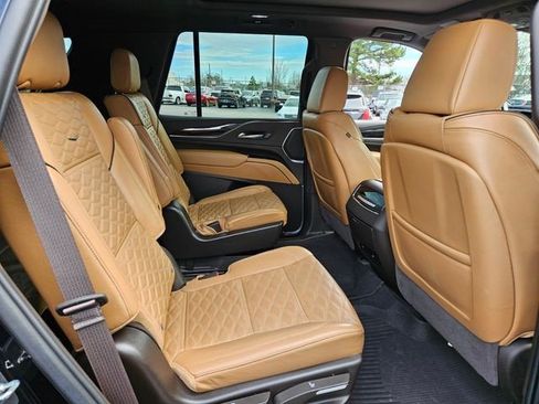 Certified 2023 Cadillac Escalade Sport w/ Touring Package image 17