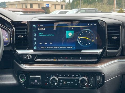 Used 2024 Chevrolet Silverado 1500 LT Trail Boss w/ Protection Package image 20