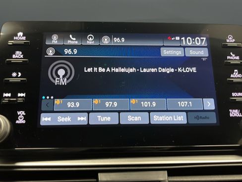 Used 2021 Honda Accord Touring image 31