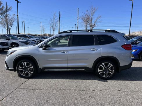 Certified 2025 Subaru Ascent Limited w/ Popular Package #1 image 4