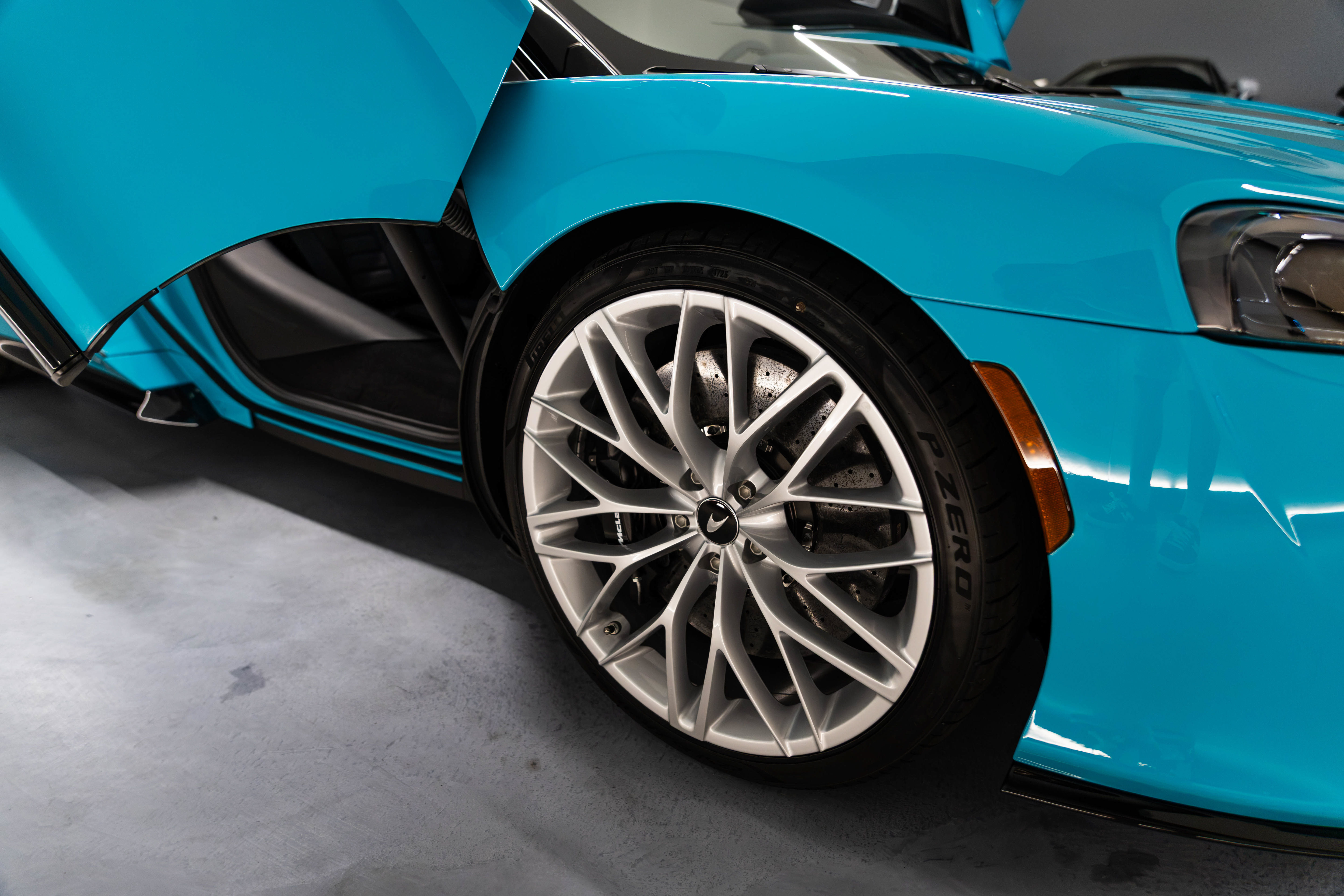 New 2027 McLaren GTS RWD image 32