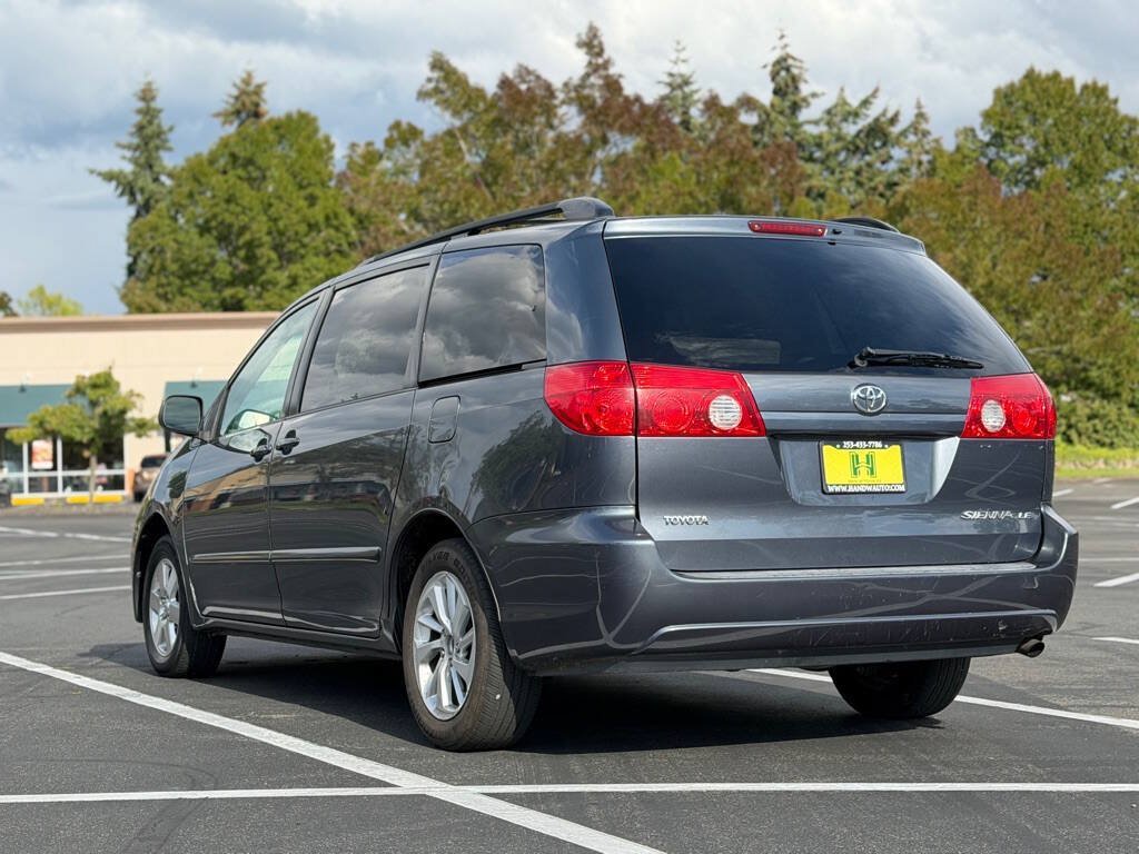 Used 2007 Toyota Sienna CE FWD image 3