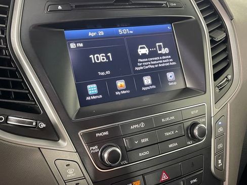 Used 2017 Hyundai Santa Fe SE AWD/4WD image 7