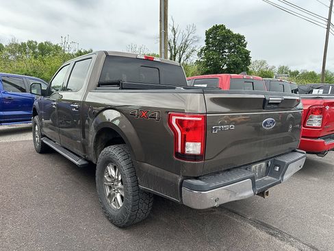 Used 2015 Ford F150 XLT w/ Equipment Group 302A Luxury AWD/4WD image 4