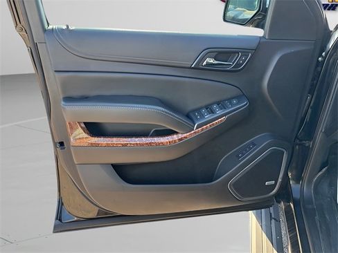 Used 2017 Chevrolet Tahoe Premier image 6