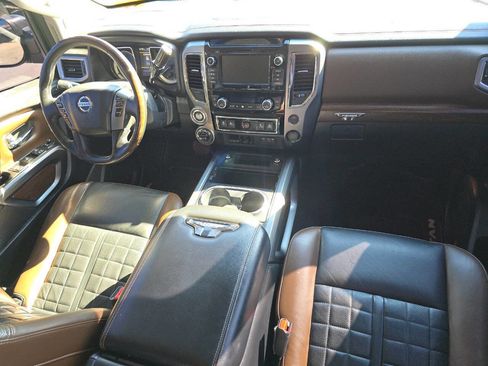 Used 2019 Nissan Titan Platinum Reserve w/ Platinum Utility Package image 25