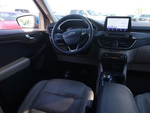 Used 2020 Ford Escape Titanium AWD/4WD image 23