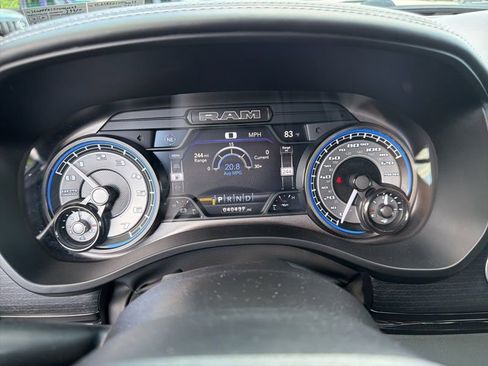 Used 2022 RAM 1500 Limited w/ Body Color Bumper Group AWD/4WD image 16