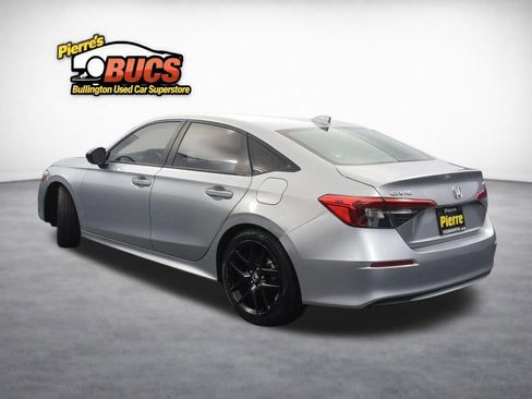 Used 2022 Honda Civic Sport image 2
