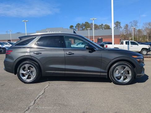 New 2026 Genesis GV70 2.5T Advanced image 3