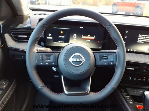 New 2026 Nissan Kicks SR w/ SR Premium Package AWD/4WD image 12