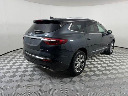 Used 2018 Buick Enclave Avenir w/ Avenir Technology Package FWD image 5