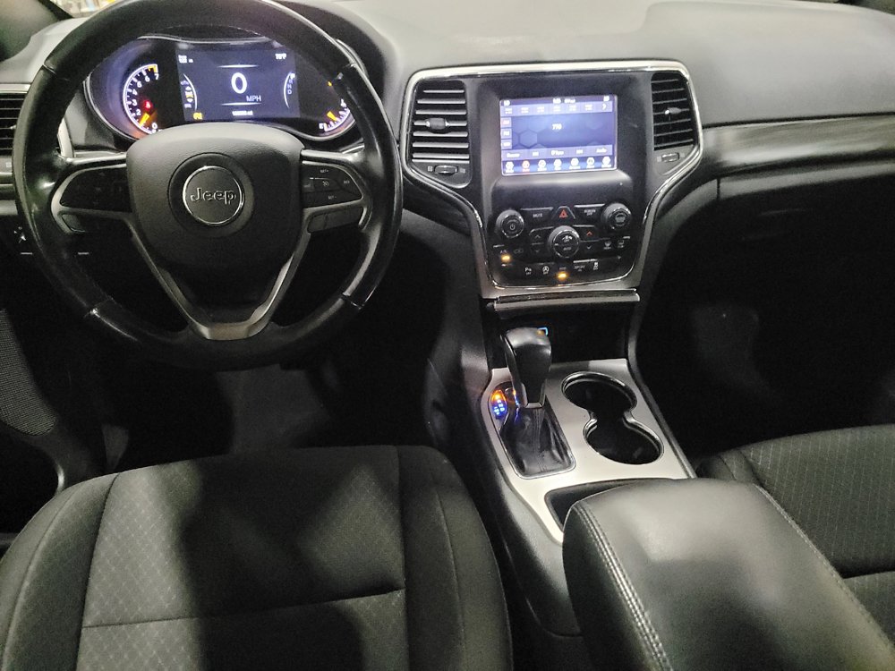 Used 2019 Jeep Grand Cherokee Laredo AWD/4WD image 22