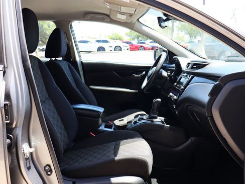 Used 2019 Nissan Rogue Sport SV FWD image 30