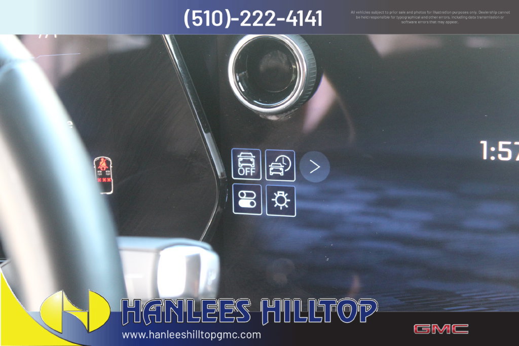 Used 2024 Chevrolet Equinox EV RS FWD image 25
