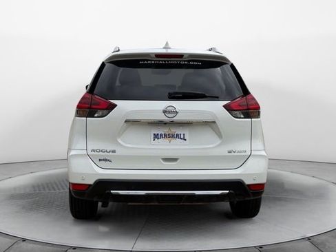 Used 2020 Nissan Rogue SV image 4