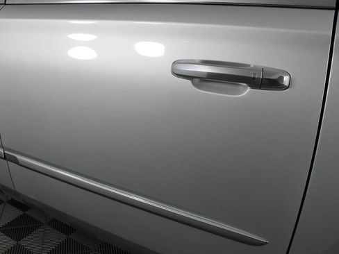 Used 2020 Cadillac Escalade ESV Luxury AWD/4WD image 36
