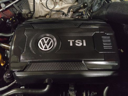 Used 2020 Volkswagen Atlas Cross Sport SE w/ Panoramic Sunroof Package AWD/4WD image 30