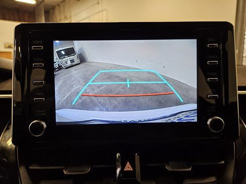 Used 2020 Toyota Corolla LE image 34