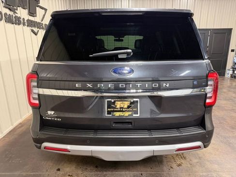Used 2024 Ford Expedition Limited image 8