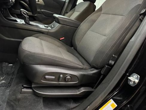 Used 2023 Chevrolet Traverse LT w/ Midnight/Sport Edition AWD/4WD image 6