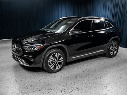 New 2025 Mercedes-Benz GLA 250