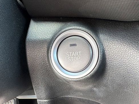 Used 2023 Hyundai Kona SE image 14