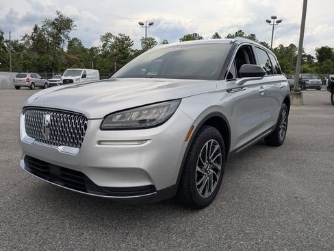 Used 2020 Lincoln Corsair AWD w/ Equipment Group 101A image 8