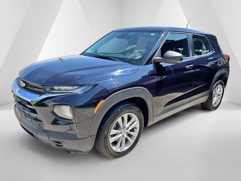 Used 2021 Chevrolet TrailBlazer LS FWD image 3