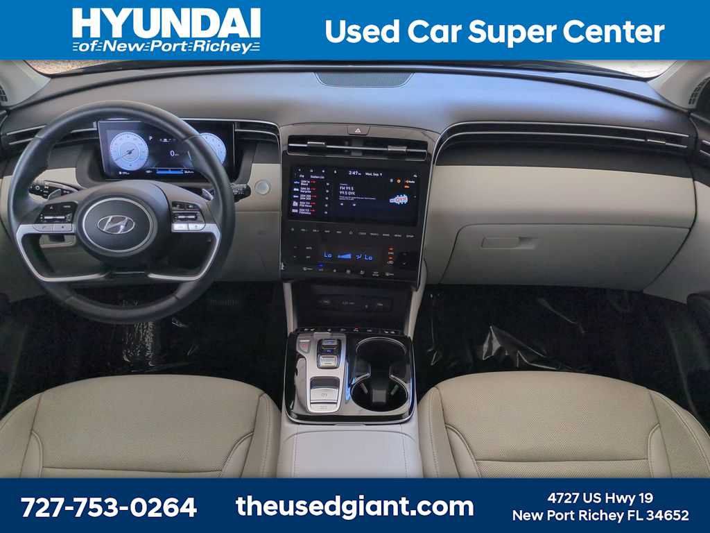 Certified 2022 Hyundai Tucson Limited w/ Cargo Package FWD image 17