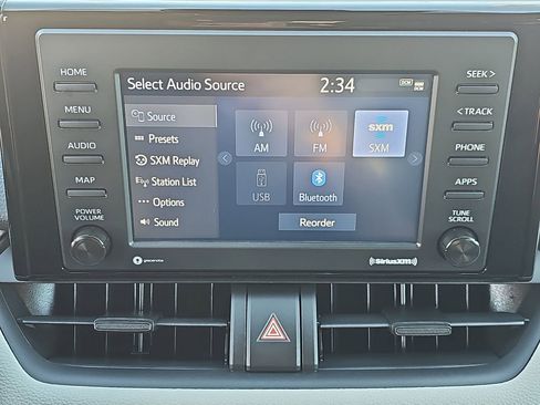 Used 2021 Toyota RAV4 XLE image 22