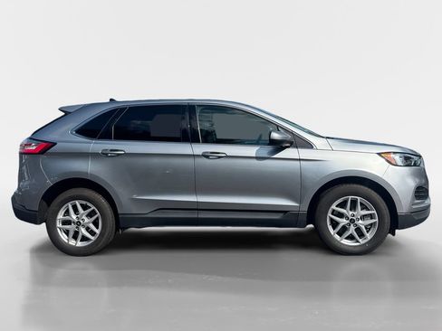 Used 2024 Ford Edge SEL AWD/4WD image 3